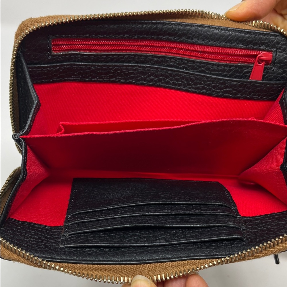 Dooney & Bourke Black and Tan Wallet - Picture 5 of 6
